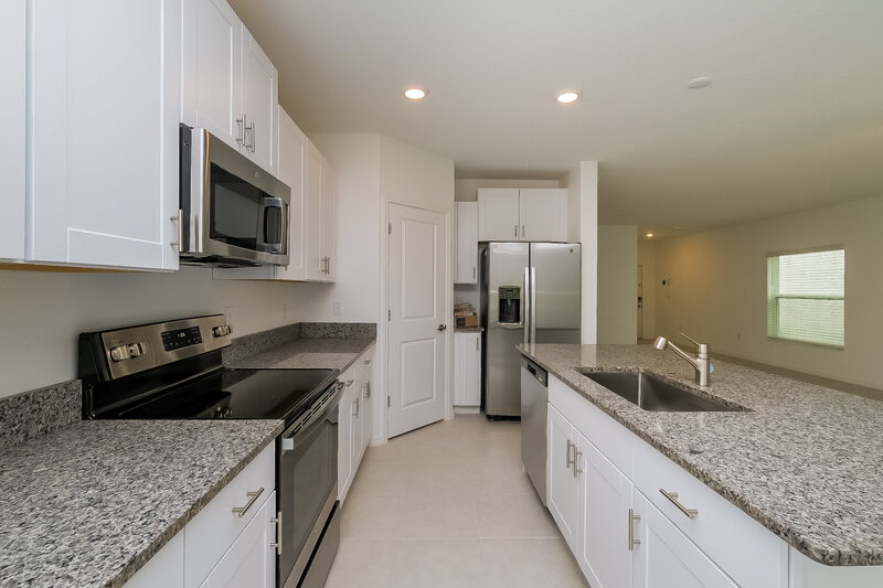 2,645/Mo, 7310 Spring Snowflake Ave Tampa, FL 33619 Misc View 3
