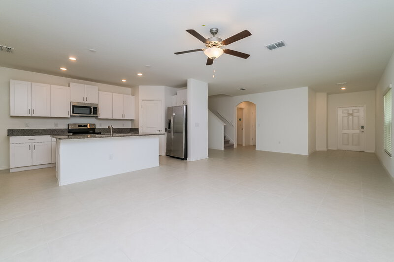 2,645/Mo, 7310 Spring Snowflake Ave Tampa, FL 33619 Misc View 5