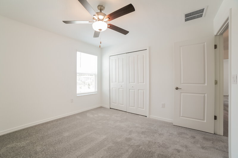 2,625/Mo, 7230 Spring Snowflake Ave Tampa, FL 33619 Bedroom View 3