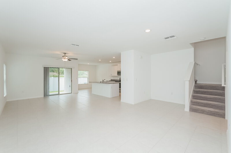 2,890/Mo, 7334 Spring Snowflake Ave Tampa, FL 33619 Living Room View 2
