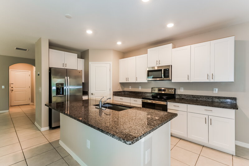 2,610/Mo, 7340 Spring Snowflake Ave Tampa, FL 33619 Misc View 5