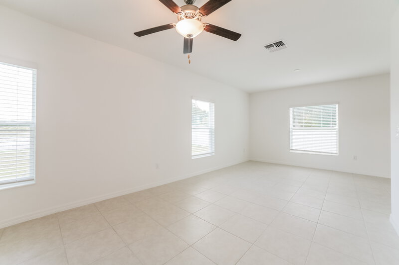 2,460/Mo, 7341 Spring Snowflake Ave Tampa, FL 33619 Living Room View