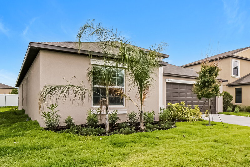 2,690/Mo, 4225 Globe Thistle Dr Tampa, FL 33619 Front View
