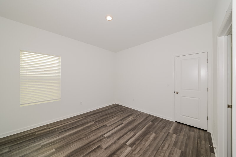 2,695/Mo, 996 Ocean Spray Dr Ruskin, FL 33570 Bedroom View 2