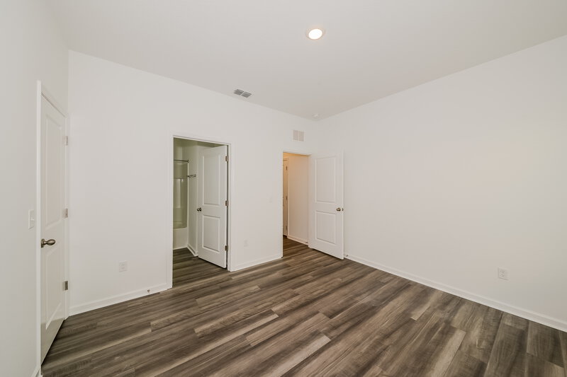 2,695/Mo, 996 Ocean Spray Dr Ruskin, FL 33570 Bedroom View 3