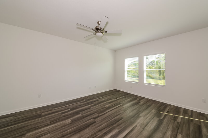 2,310/Mo, 984 Ocean Spray Dr Ruskin, FL 33570 Living Room View