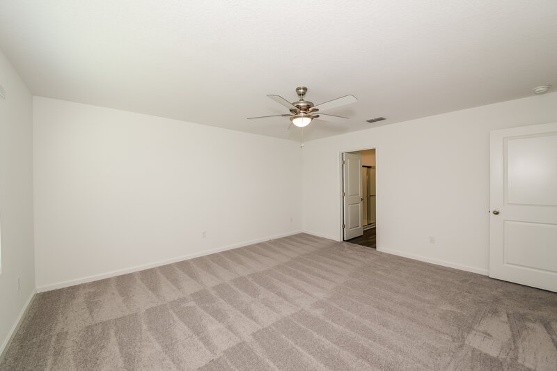 2,310/Mo, 984 Ocean Spray Dr Ruskin, FL 33570 Main Bedroom View