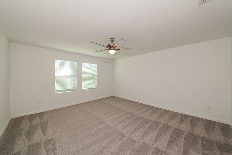 2,310/Mo, 984 Ocean Spray Dr Ruskin, FL 33570 Main Bedroom View 2