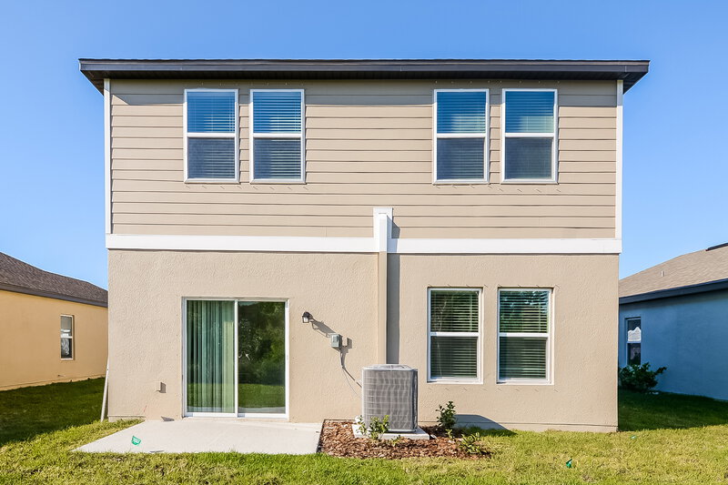 2,310/Mo, 984 Ocean Spray Dr Ruskin, FL 33570 Rear View