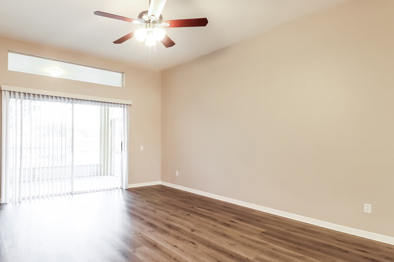 2,320/Mo, 12606 Early Run Ln Riverview, FL 33578 Living Room View