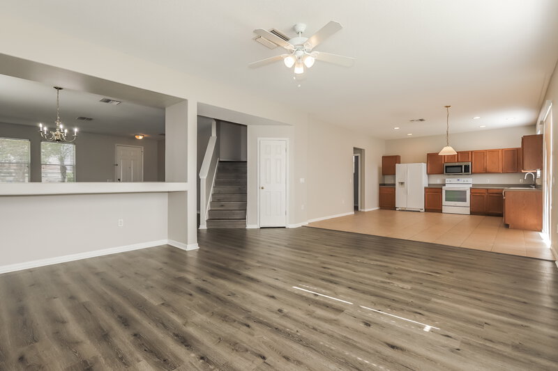 2,320/Mo, 10510 Boyette Creek Blvd Riverview, FL 33569 Living Room View 2