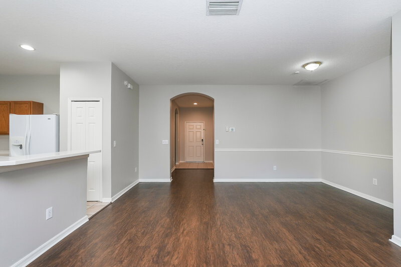 2,310/Mo, 713 Star Pointe Dr Seffner, FL 33584 Living Room View