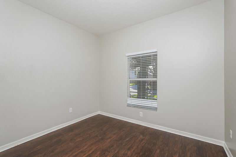 2,310/Mo, 713 Star Pointe Dr Seffner, FL 33584 Bedroom View 2