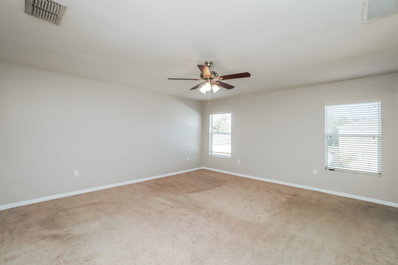 2,070/Mo, 9619 Maxson Dr Land O' Lakes, FL 34638 Main Bedroom View