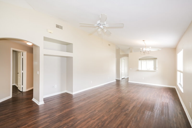 2,085/Mo, 10704 Navigation Dr Riverview, FL 33579 Living Room View