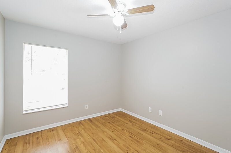 2,035/Mo, 7445 Oxford Garden Cir Apollo Beach, FL 33572 Bedroom View