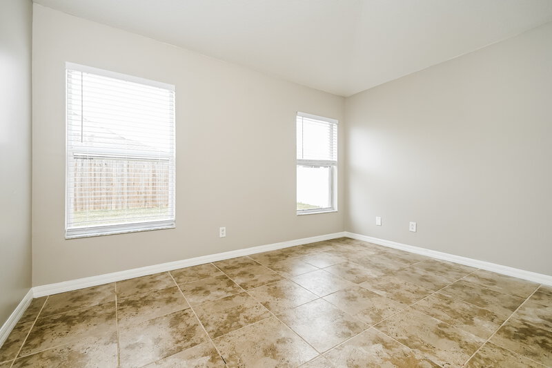 2,275/Mo, 4233 Hartford Lake Dr Tampa, FL 33619 Bedroom View