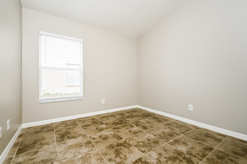 2,275/Mo, 4233 Hartford Lake Dr Tampa, FL 33619 Bedroom View 2