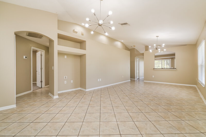 1,970/Mo, 12704 Evington Point Dr Riverview, FL 33579 Living Room View