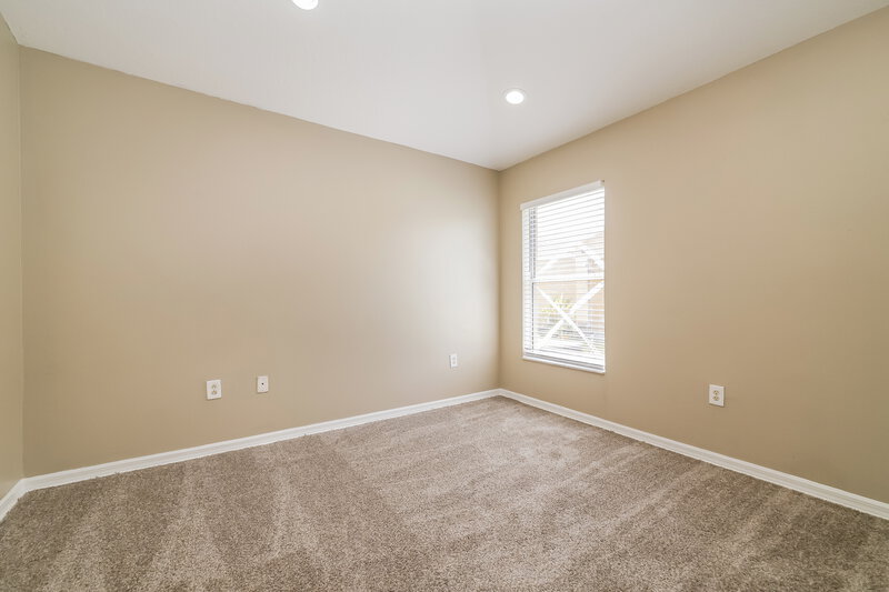 1,970/Mo, 12704 Evington Point Dr Riverview, FL 33579 Bedroom View 2
