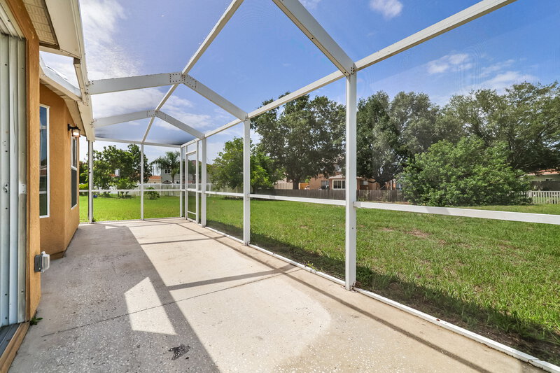 1,970/Mo, 12704 Evington Point Dr Riverview, FL 33579 Screen Porch View