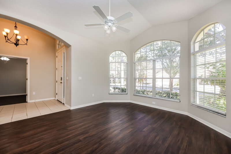 2,650/Mo, 8519 Parrots Landing Dr Tampa, FL 33647 Living Room View