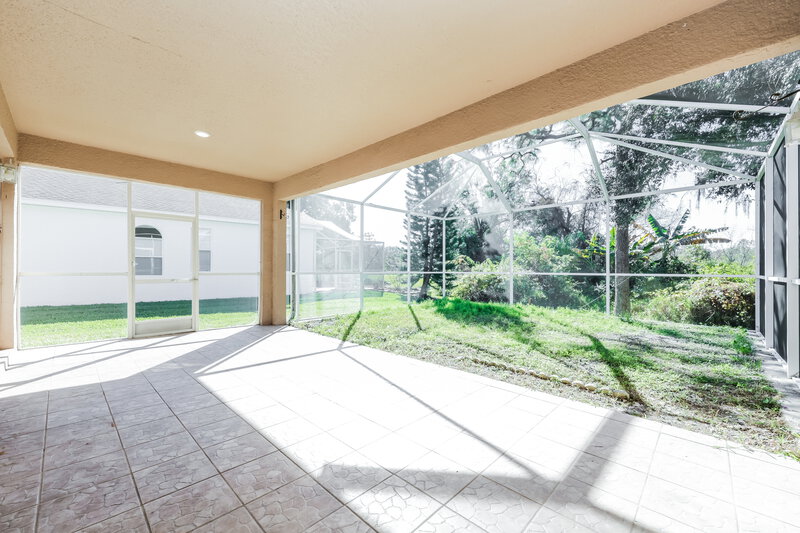 2,650/Mo, 8519 Parrots Landing Dr Tampa, FL 33647 Screen Porch View