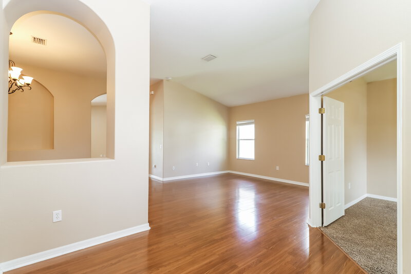 3,375/Mo, 1517 Amaryllis Ct Trinity, FL 34655 Living Room View 2