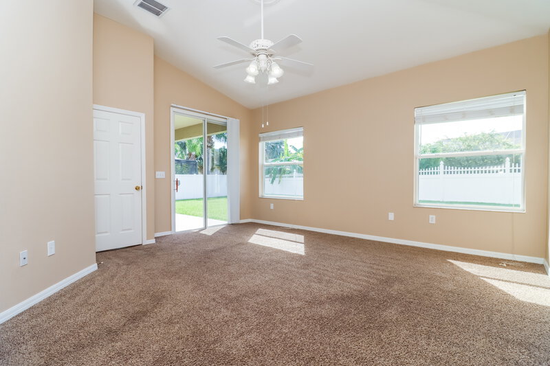 3,375/Mo, 1517 Amaryllis Ct Trinity, FL 34655 Main Bedroom View