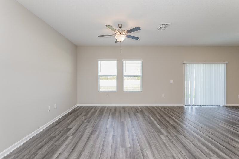 2,290/Mo, 962 Kelly Fern Loop Ruskin, FL 33570 Living Room View 2