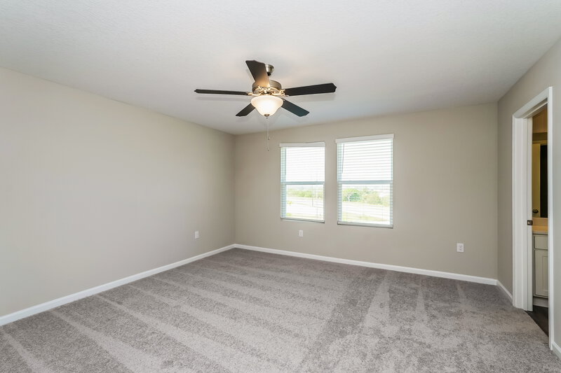 2,290/Mo, 962 Kelly Fern Loop Ruskin, FL 33570 Main Bedroom View 2