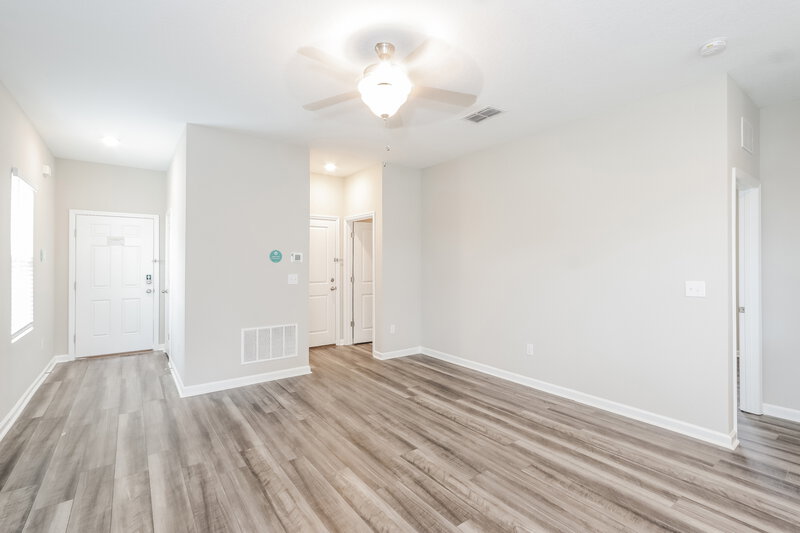 2,200/Mo, 960 Kelly Fern Loop Ruskin, FL 33570 Misc View 4