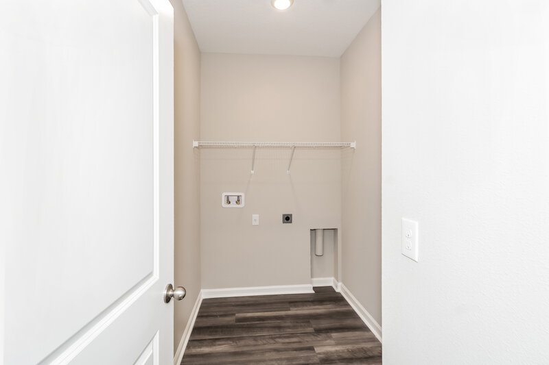 2,200/Mo, 960 Kelly Fern Loop Ruskin, FL 33570 Amenities View