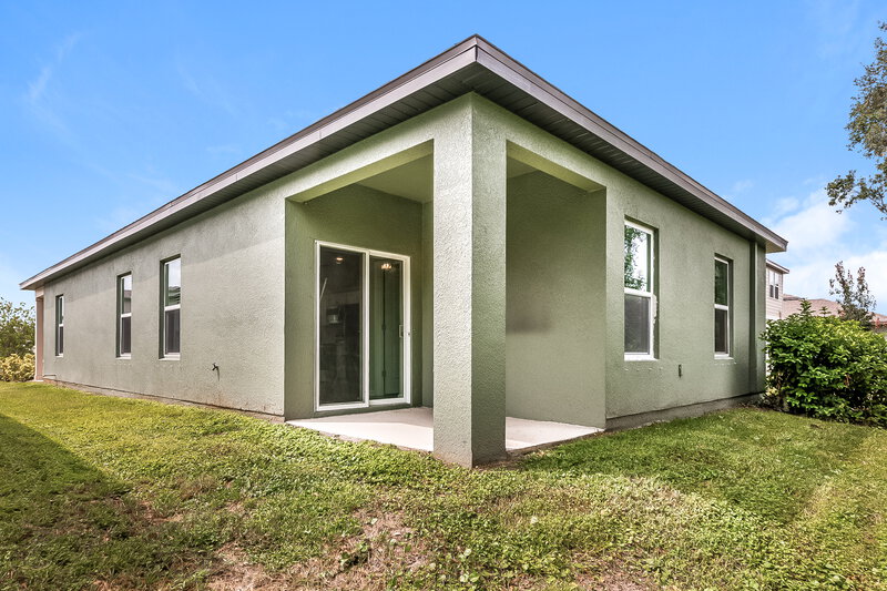 1,930/Mo, 2096 Harris Hawk Ave Ruskin, FL 33570 Rear View