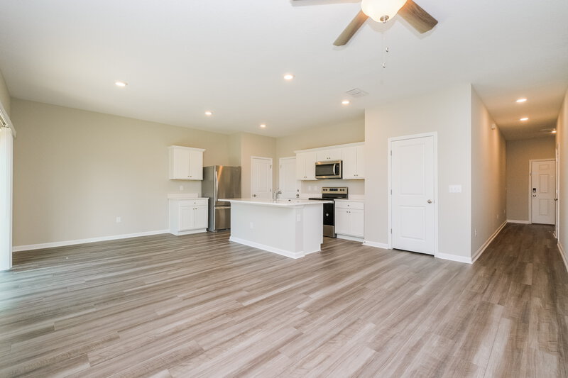 2,195/Mo, 2012 Harris Hawk Ave Ruskin, FL 33570 Living Room View 2