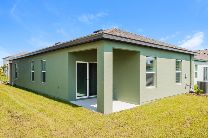 1,990/Mo, 843 Kings Pine Ct Ruskin, FL 33570 Rear View