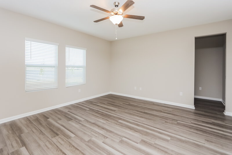 4,170/Mo, 939 Kelly Fern Loop Ruskin, FL 33570 Living Room View