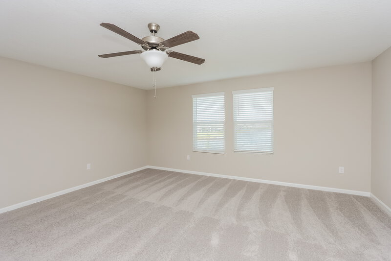 4,170/Mo, 939 Kelly Fern Loop Ruskin, FL 33570 Main Bedroom View