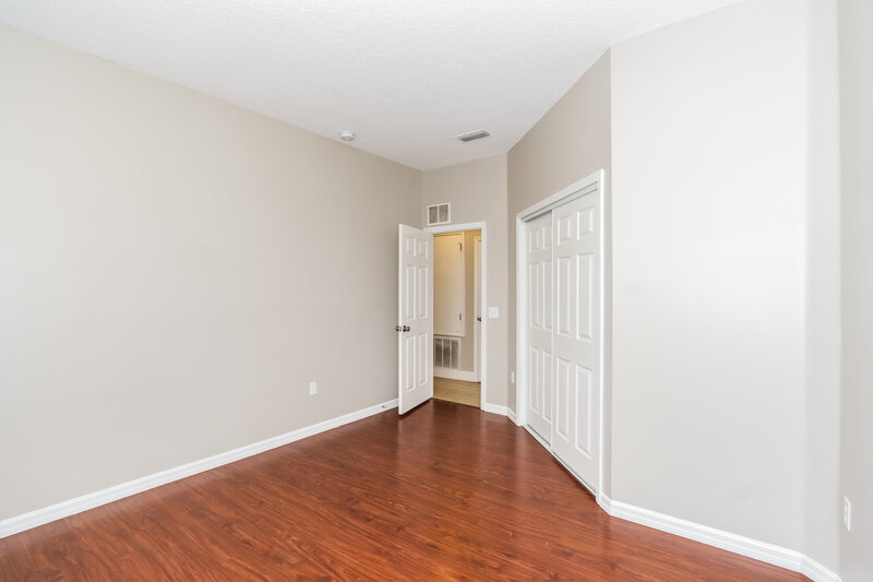 2,250/Mo, 2703 Redwood St Mulberry, FL 33860 Bedroom View