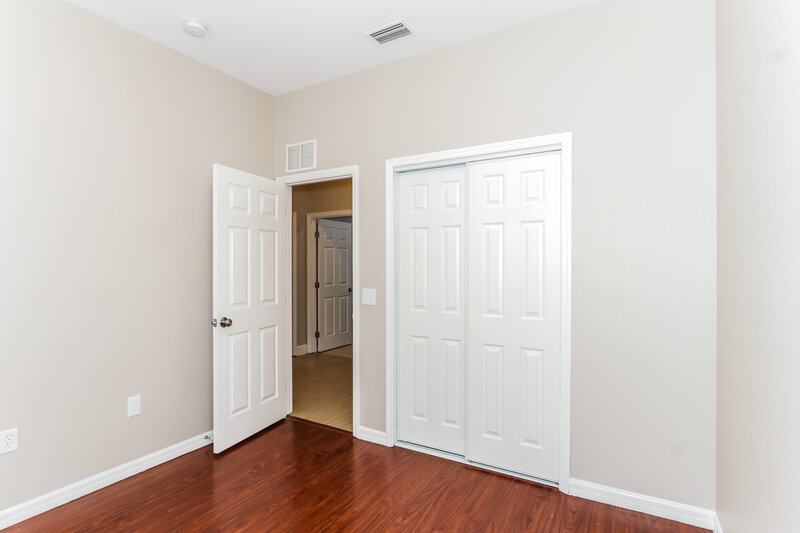 2,250/Mo, 2703 Redwood St Mulberry, FL 33860 Bedroom View 3