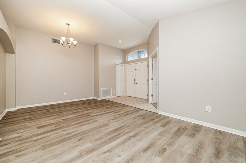 2,320/Mo, 411 Sand Ridge Dr Valrico, FL 33594 Living Room View