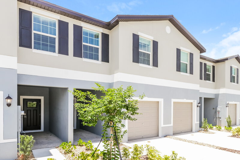 2,070/Mo, 2175 Great Sapphire Ln Lutz, FL 33558 Front View