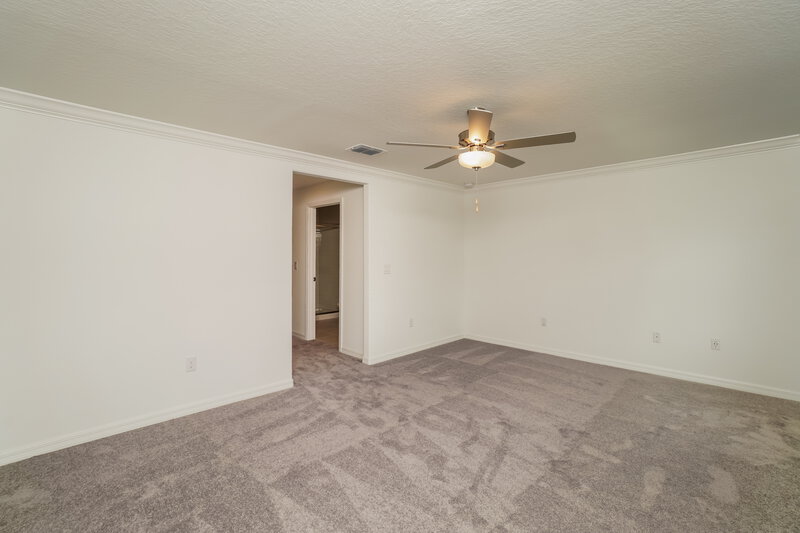 3,560/Mo, 2183 Great Sapphire Ln Lutz, FL 33558 Main Bedroom View 2