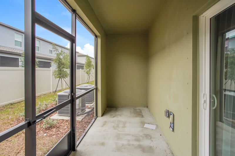 2,245/Mo, 2141 Great Sapphire Ln Lutz, FL 33558 Sun Room View