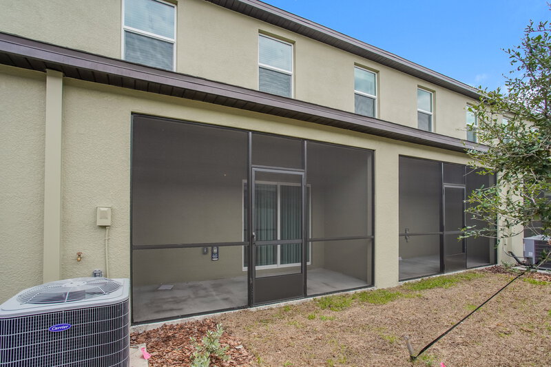 2,245/Mo, 2141 Great Sapphire Ln Lutz, FL 33558 Rear View