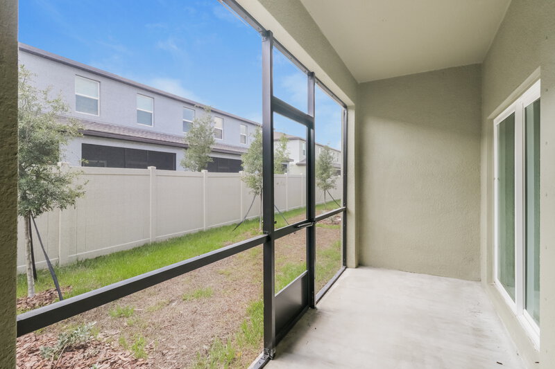 2,365/Mo, 2145 Great Sapphire Ln Lutz, FL 33558 Sun Room View