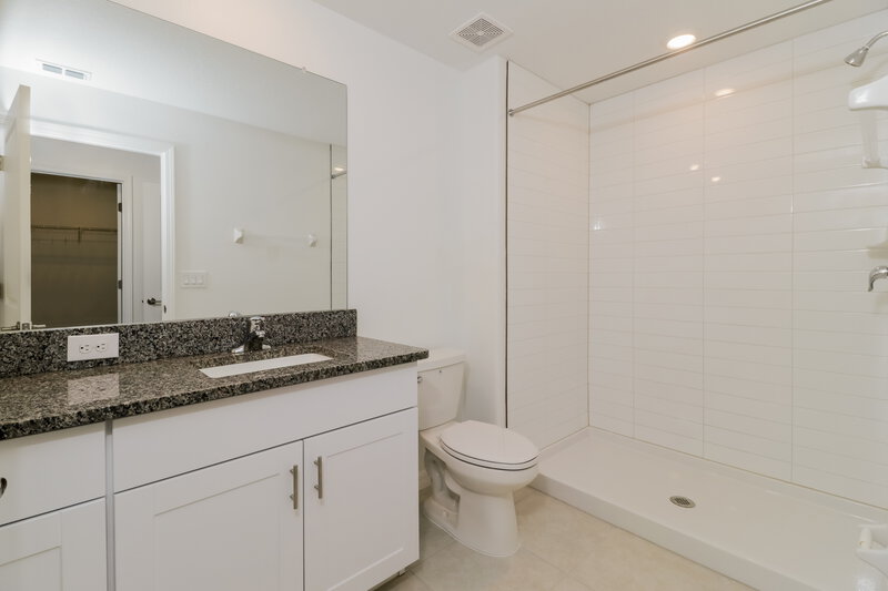 2,365/Mo, 2145 Great Sapphire Ln Lutz, FL 33558 Bathroom View