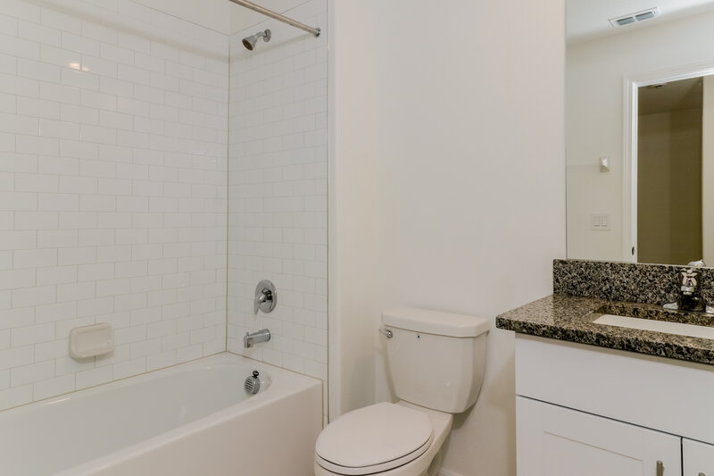 2,365/Mo, 2145 Great Sapphire Ln Lutz, FL 33558 Bathroom View 2