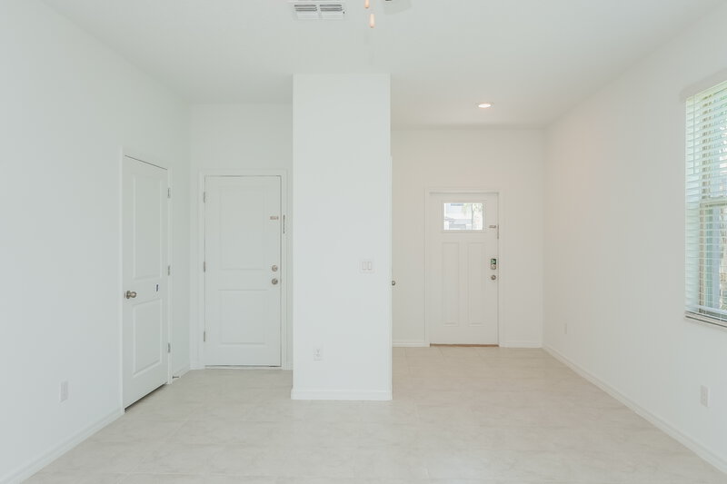 1,960/Mo, 2156 Azure View Way Lutz, FL 33558 Living Room View 2