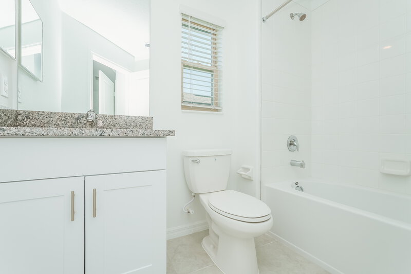 1,960/Mo, 2156 Azure View Way Lutz, FL 33558 Bathroom View